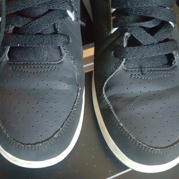Nike Air Jordan (Boys) - Picture 3 of 6